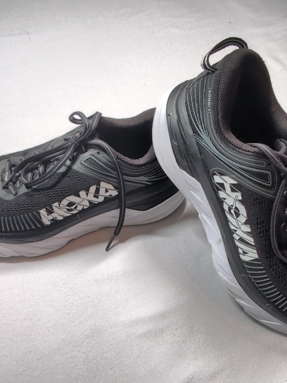 Hoka Bondi 7 Black and Gray Women's Running Sneakers Size 9 - Picture 2 of 10